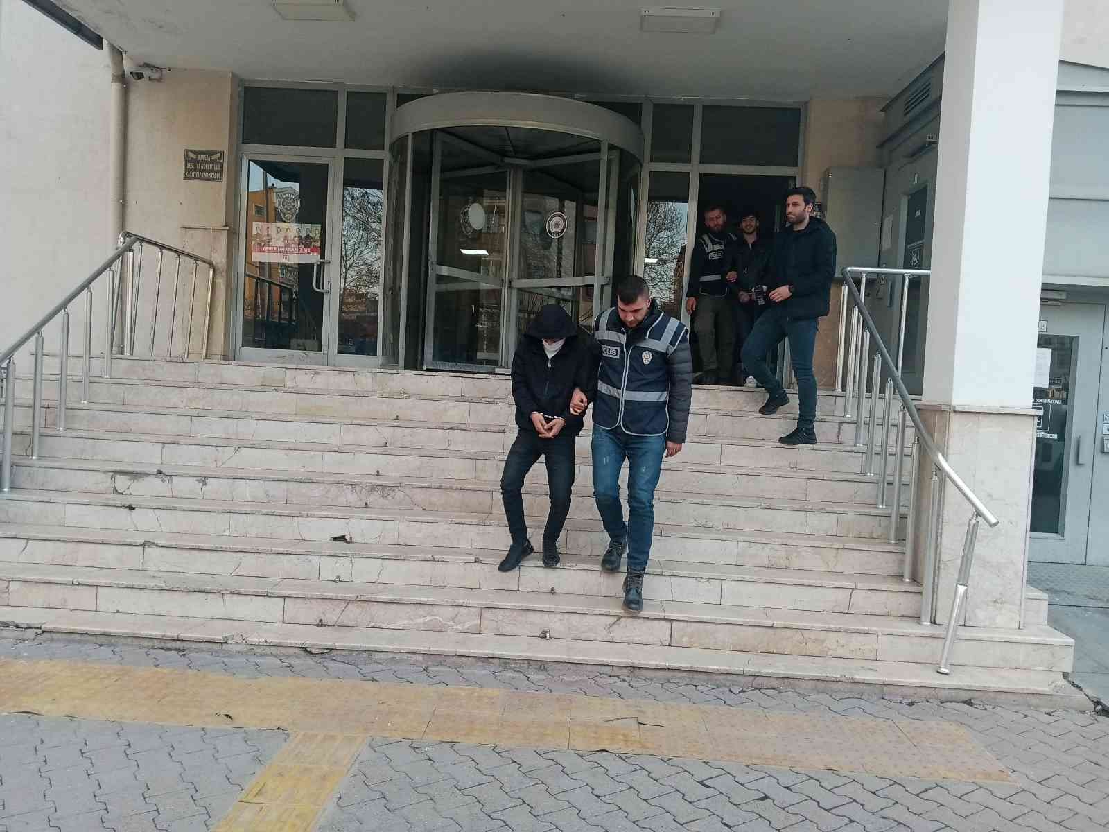 Kayseri’de aranan şahıslara operasyon: 6 kişi yakalandı