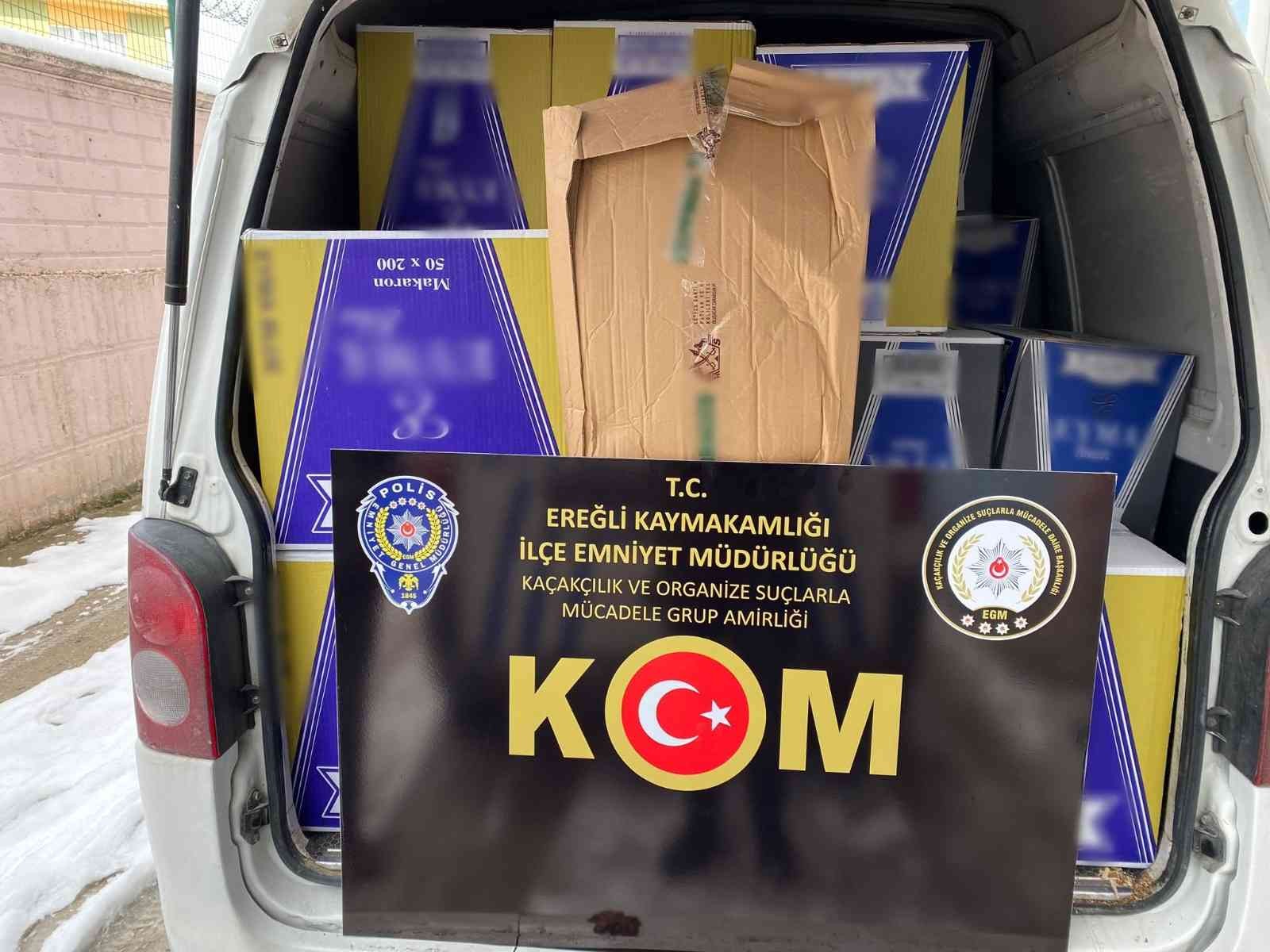 Konya’da 430 bin adet gümrük kaçağı makaron ele geçirildi