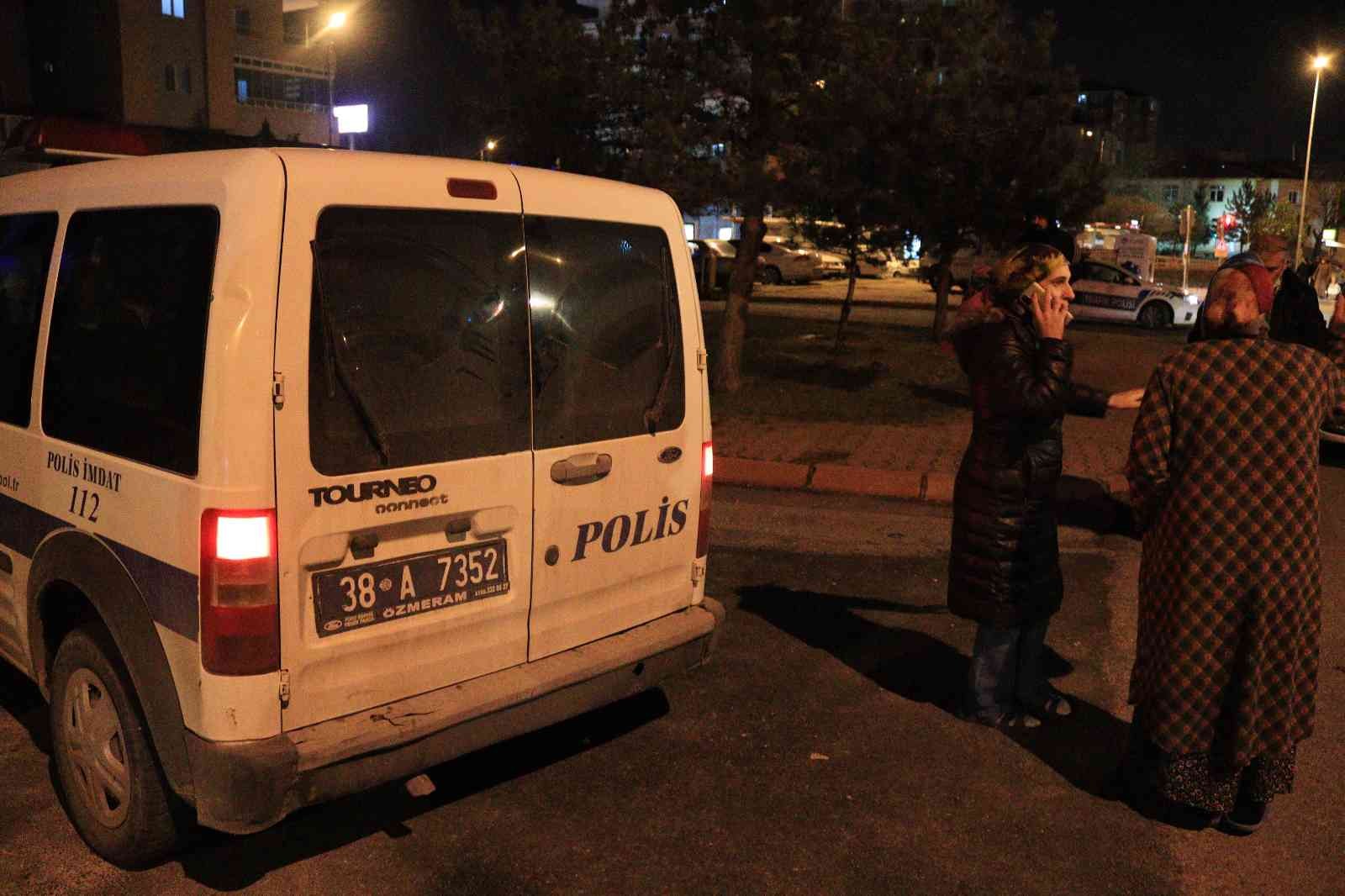 Oğlu gözaltına alınan kadın: “Yapanı alın, oğlumu götürmeyin”