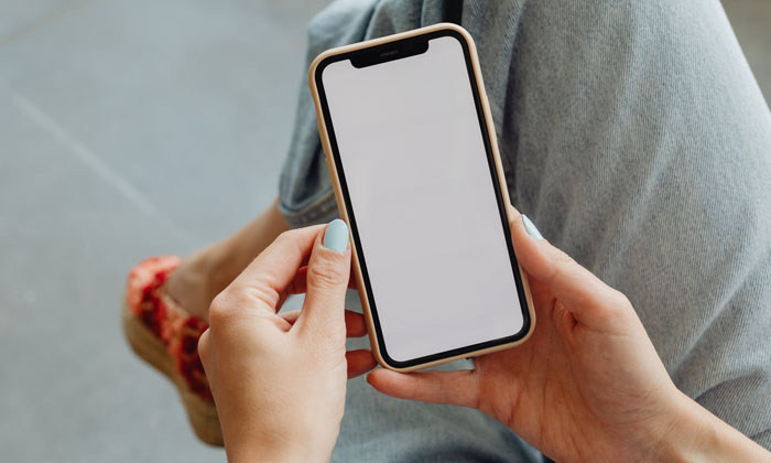 Apple iPhone 11 64 GB Akıllı Cep Telefonu Kırmızı Fiyatları
