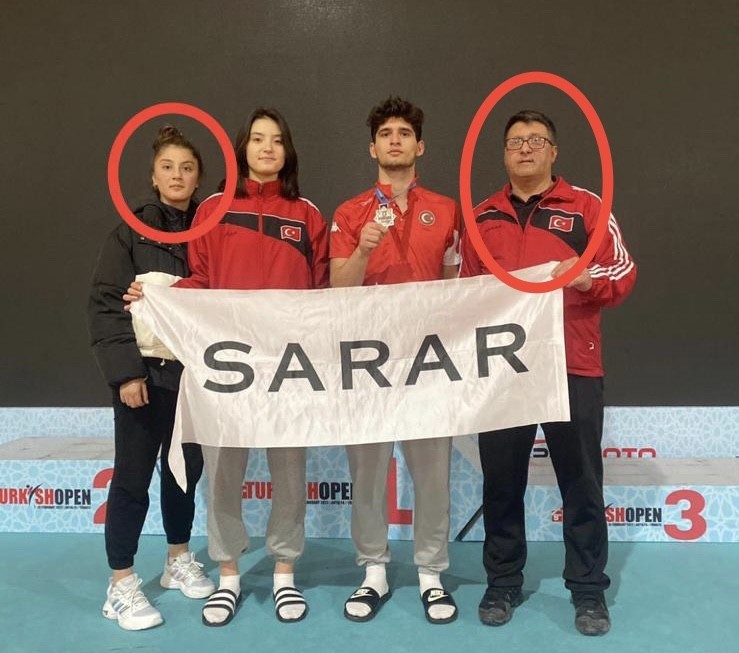 Şampiyonlar yetiştiren hoca ve kızı kaza kurbanı