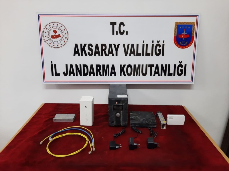 Otel inşaatından hırsızlık yapan 2 şüpheli yakalandı