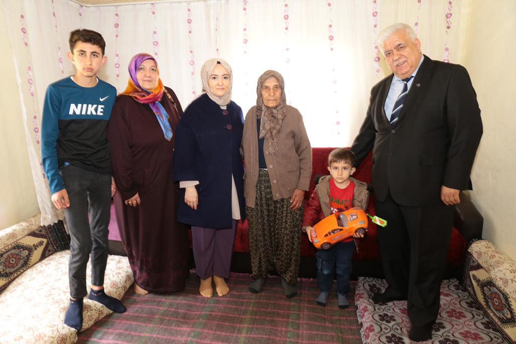 Aydoğdu, Eskil’de yaşayan şehit ailelerini ziyaret etti