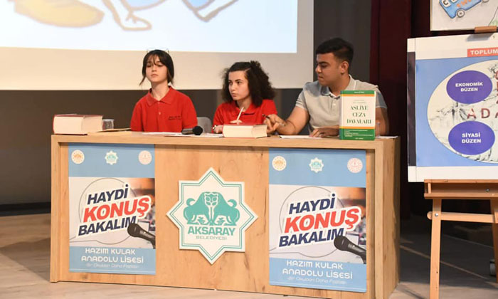 ‘Haydi Konuş Bakalım’ münazara yarışması gerçekleştirildi