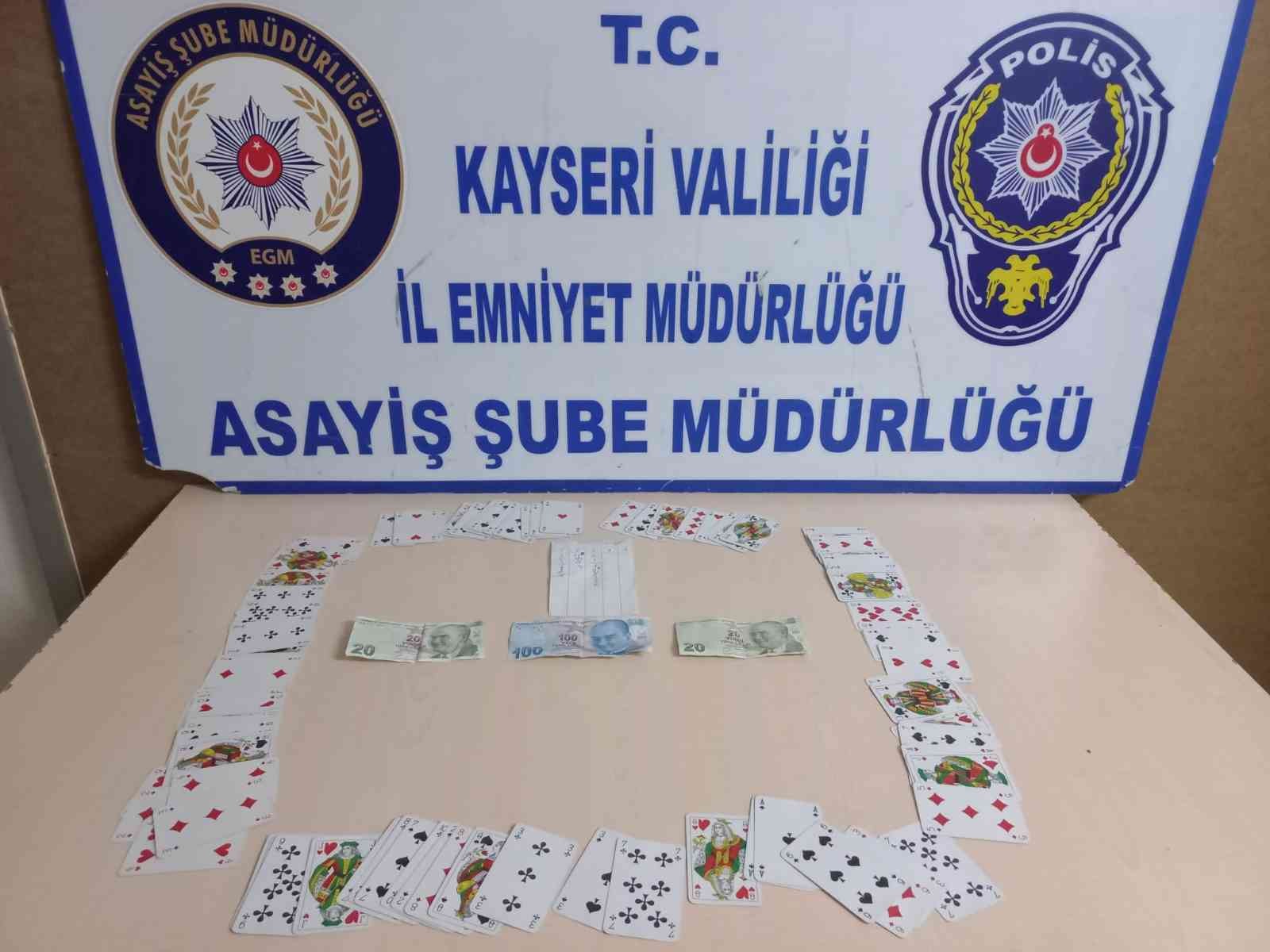 Kayseri’de eş zamanlı kumar operasyonu