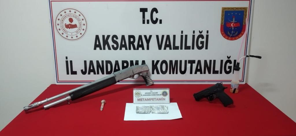 Aksaray’da uyuşturucuyla yakalanan 2 kişi gözaltına alındı