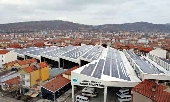 Güneş enerji santrali belediye bütçesine katkı sağlıyor