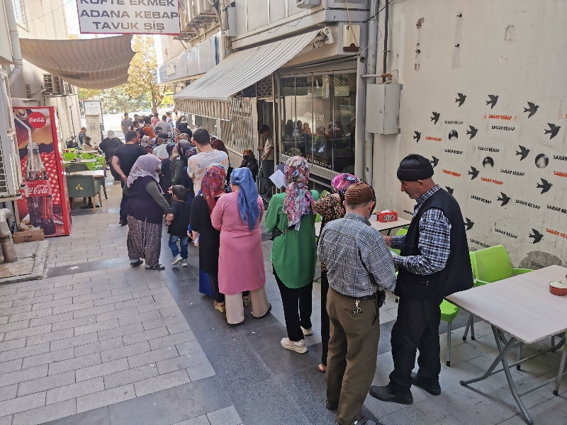 Aksaray’da bankalarda TOKİ konut kuyruğu!