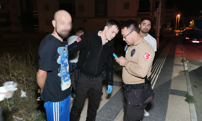 Sakladığı uyuşturucunun yerini gösterip kendini ihbar etti!