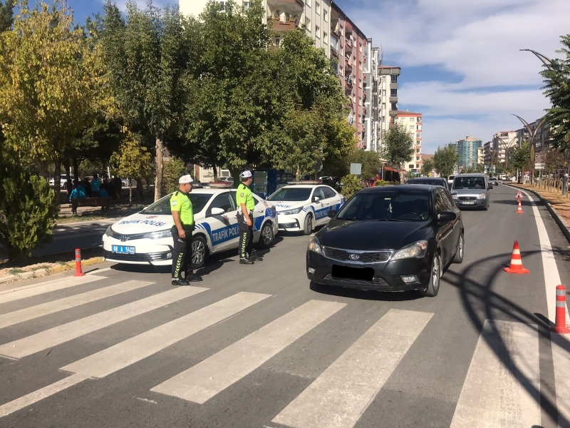 Aksaray’da son iki haftada 2 bin 292 sürücüye ceza kesildi
