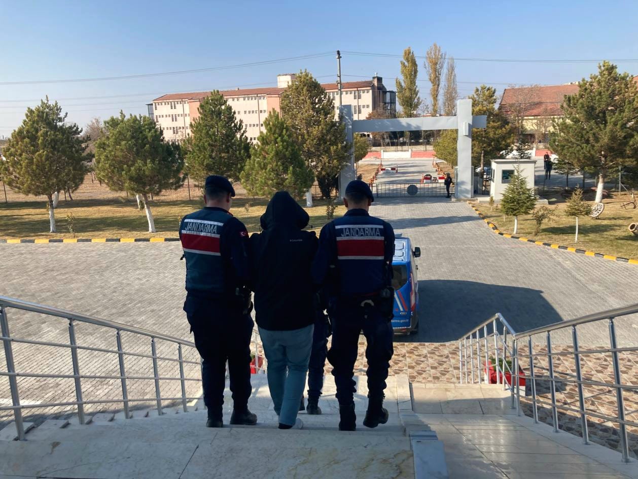 Aksaray’da 6 yıl 3 ay hapis cezası olan şahıs yakalandı