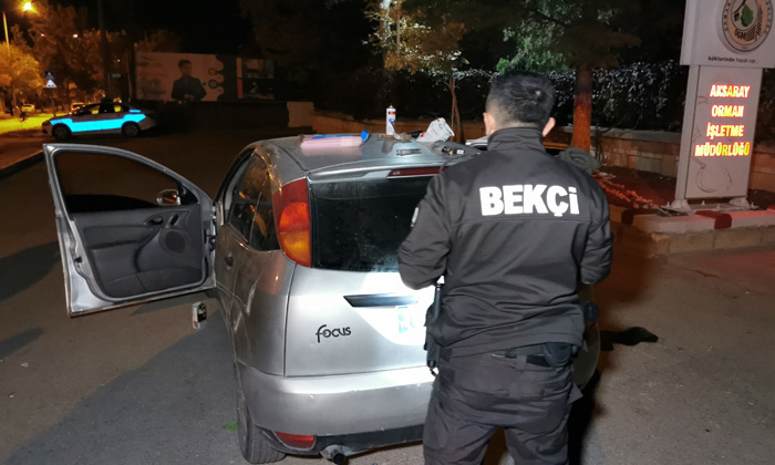 Aksaray’da ayakkabısından uyuşturucu çıkan şahıs: Taşımıyorum