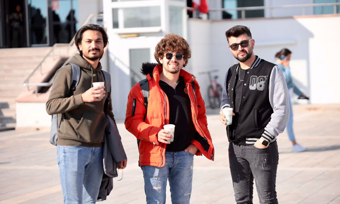 Başkan Dinçer’den öğrencilere vize jesti