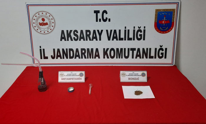 Jandarmadan uyuşturucu operasyonu: 3 gözaltı