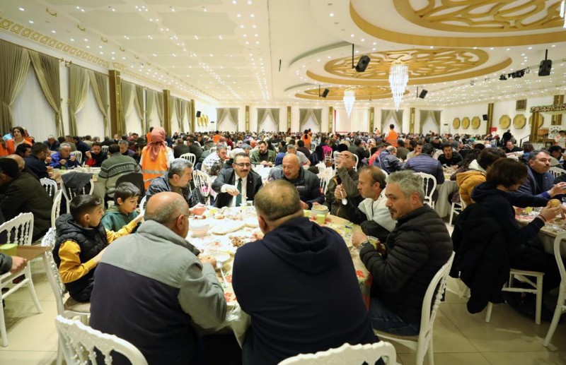 Gönül sofrası iftar buluşmaları devam ediyor