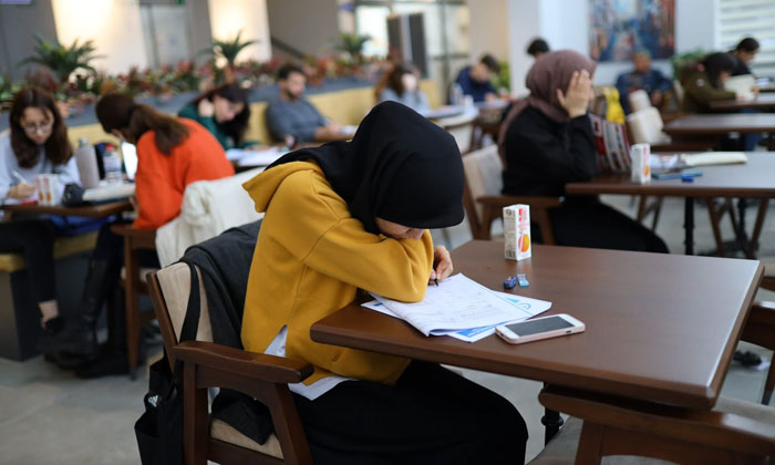 Kitap Konakları ve Millet Kıraathanesi yoğun ilgi görüyor