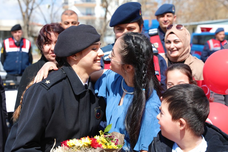 Özel günde özel öğrencileri misafir ettiler