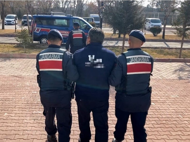 Aksaray’da 3 yıl 4 ay hapis cezası olan firari yakalandı
