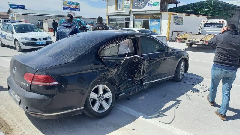 CHP adayı Ertürk trafik kazası geçirdi