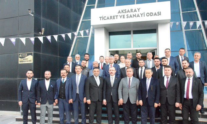Ticaret Bakanı Muş, ATSO’da iş dünyası ile buluştu