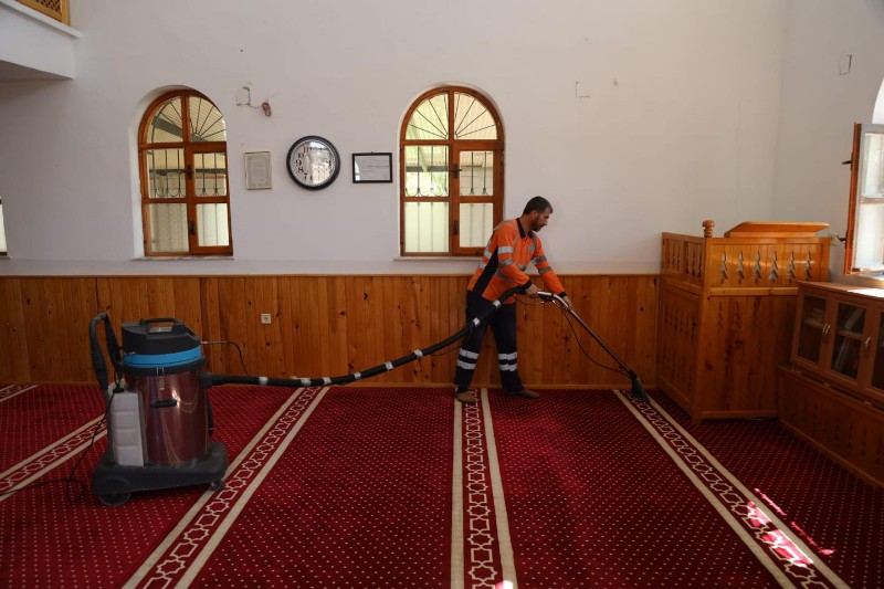 Aksaray’da camiler bayram namazına hazırlanıyor