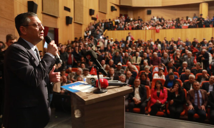 Özgür Özel: Ali Abbas’ın kumaşında milletvekilliği var