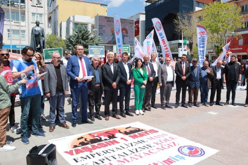 Ertürk: Önceliğimiz işçimiz ve esnafımız olacak
