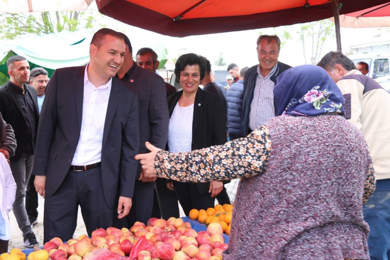 Yaldır: Çiftçilerimize sadaka değil, destek vereceğiz