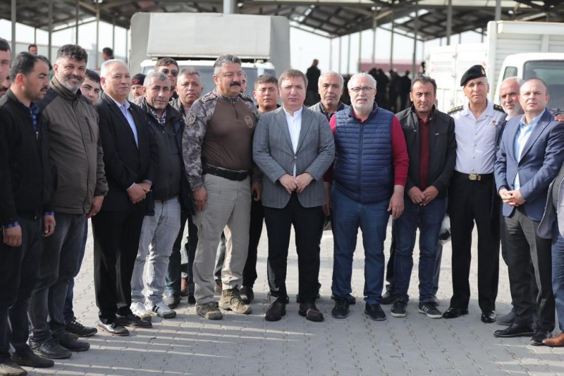 Vali Aydoğdu’dan Canlı Hayvan Pazarına ziyaret