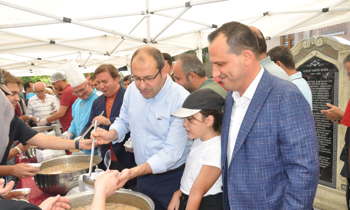 Aksaray Barosu’ndan aşure ikramı