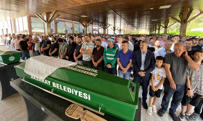 Adıyaman’daki trafik kazasında hayatını kaybedenler defnedildi