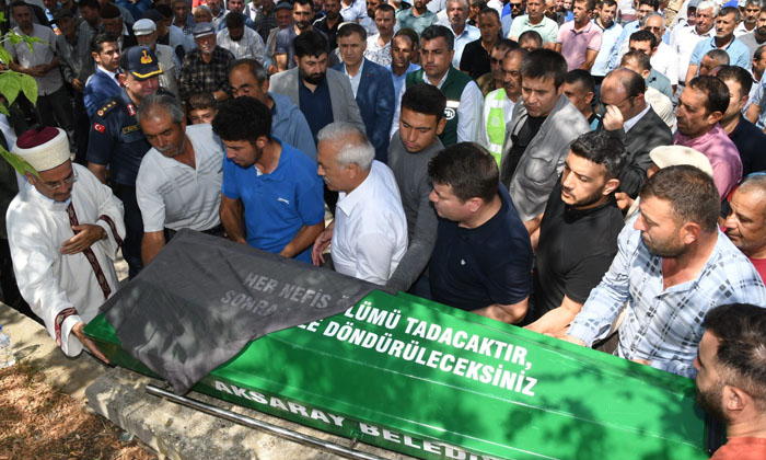 Aksaray’daki sel felaketinde hayatını kaybeden Gülseren En’in cenazesi defnedildi