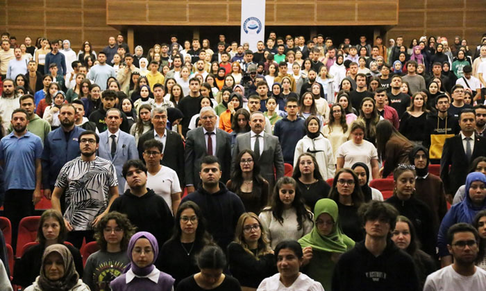 Yeni öğrencilere kampüsü ve Aksaray’ı anlatan program düzenlendi