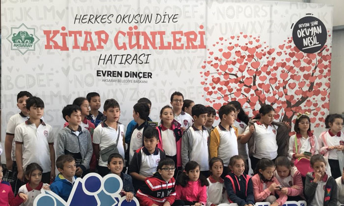 Aksaray Belediyesi, öğrencileri fuar alanına taşıyacak