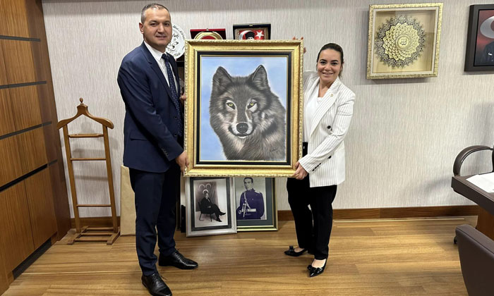 Turan Yaldır, Alparslan Türkeş’in kızı Ayyüce Türkeş’i ziyaret etti