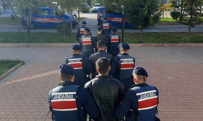 Aksaray’da zehir tacirlerine operasyon: 3 tutuklama