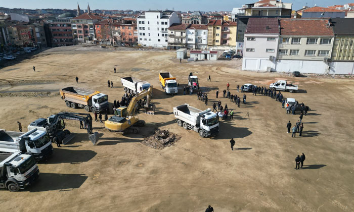 Kalealtı Caddesi trafiğe kapanıyor: Su hatları deplase edilecek
