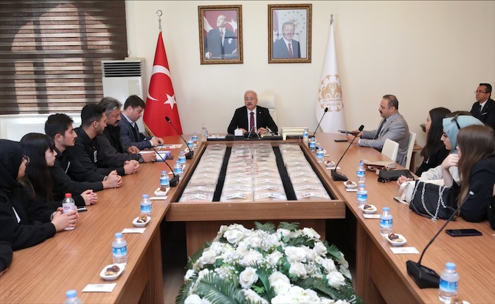 Vali Kumbuzoğlu: Süreci titizlikle ve yakından takip ediyoruz!