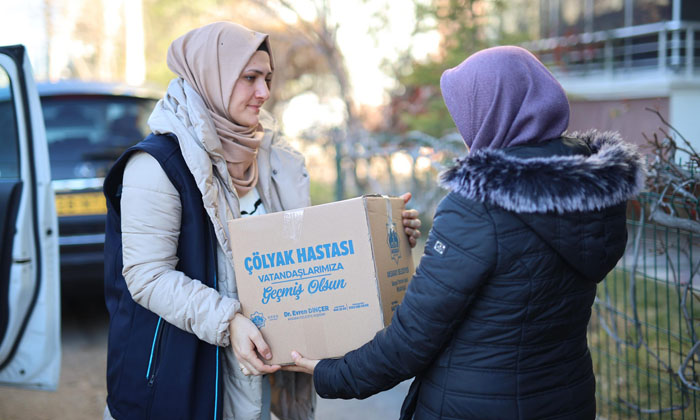 Aksaray Belediyesi’nin glutensiz gıda desteği sürüyor