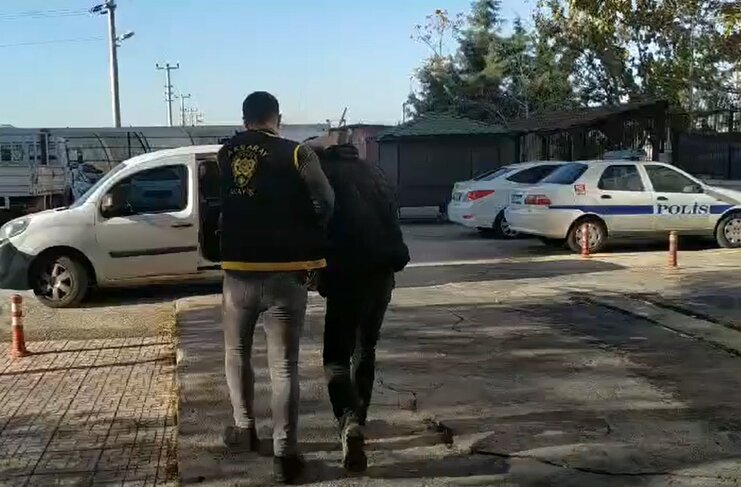 Aksaray’da kablo hırsızı yakayı ele verdi