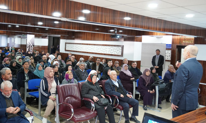 Aksaray’da umreye gidecek vatandaşlara seminer