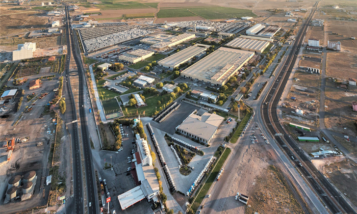 Mercedes-Benz Türk Aksaray Kamyon Fabrikası 2023’ü rekorla kapattı