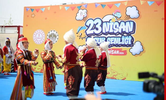 Aksaray Belediyesi’nden 23 Nisan’a özel çocuk şenliği