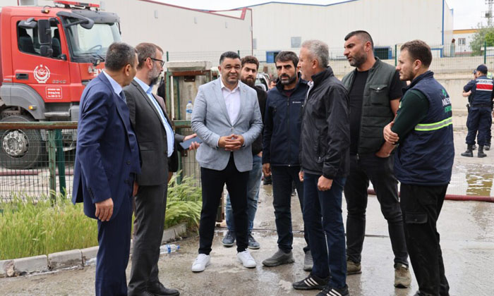 Başkan Koçaş, yangın yerinde bilgi aldı ve geçmiş olsun dileklerini iletti