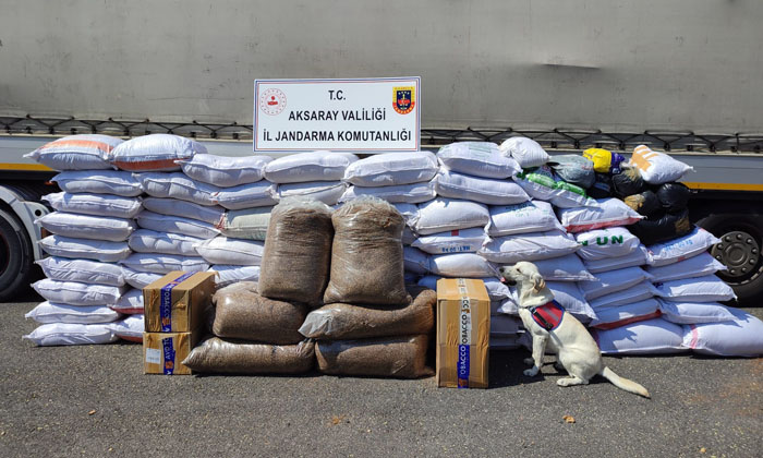 Aksaray’da 2 milyon lira değerinde kaçak tütün ele geçirildi