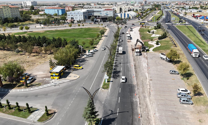 Yeni bir kavşakta daha düzenleme çalışması başladı