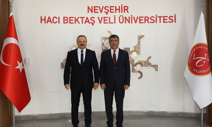 Arıbaş, NEVÜ Rektörüne tebrik ziyaretinde bulundu