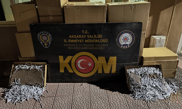Aksaray’da 500 bin kaçak makaron ele geçirildi!