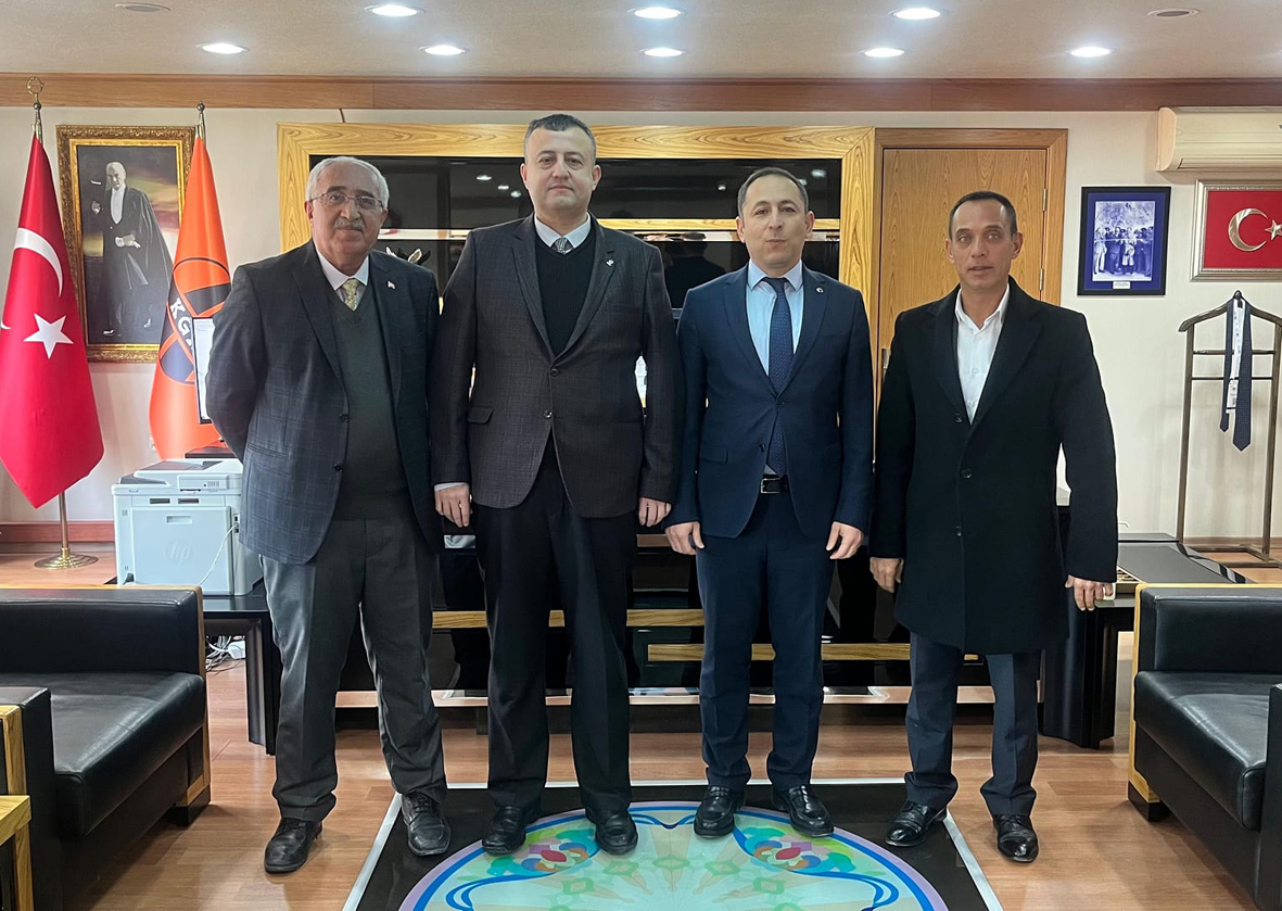 AK Parti Beypazarı İlçe Başkanı Etili’den Karayolları 4. Bölge Müdürü’ne ziyaret