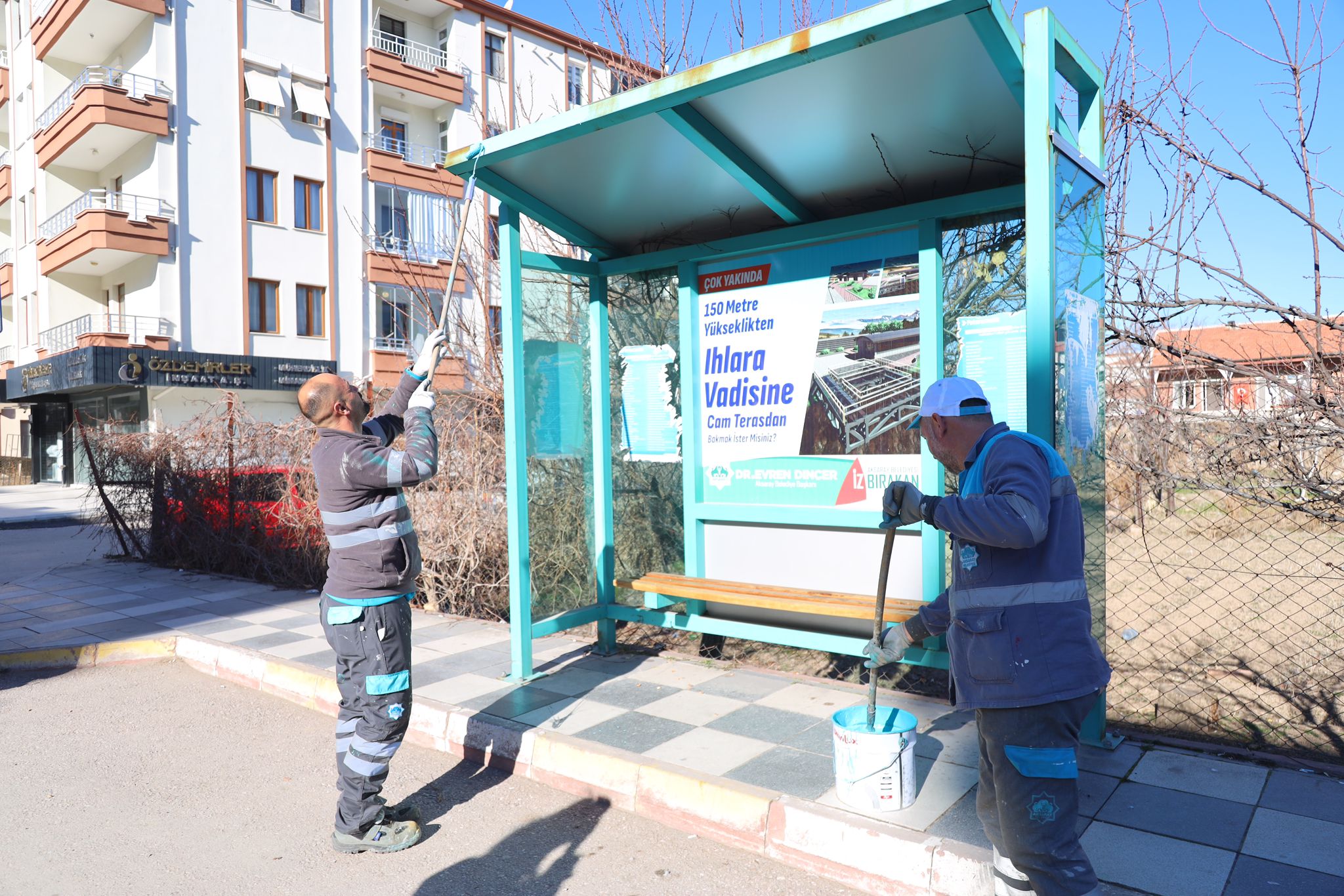 Aksaray’da otobüs durakları elden geçiyor